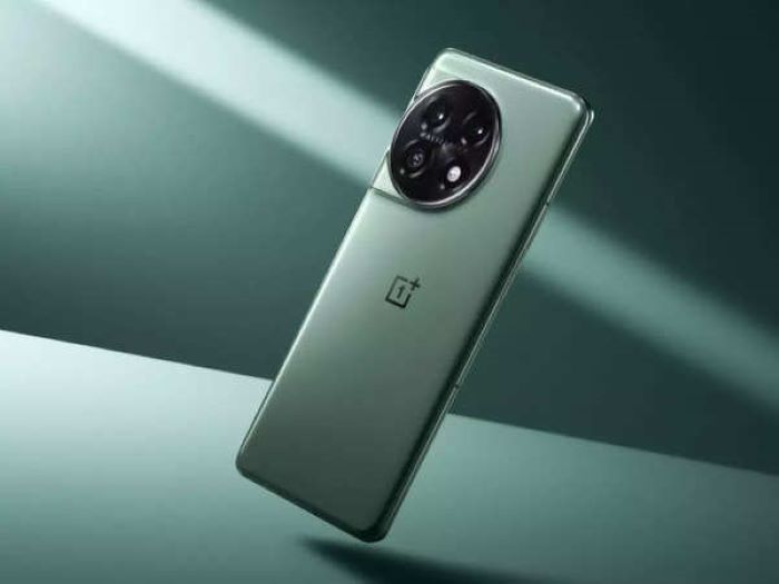 OnePlus 12 Leaks Reveal Triple Camera Setup & 100W Fast Charging